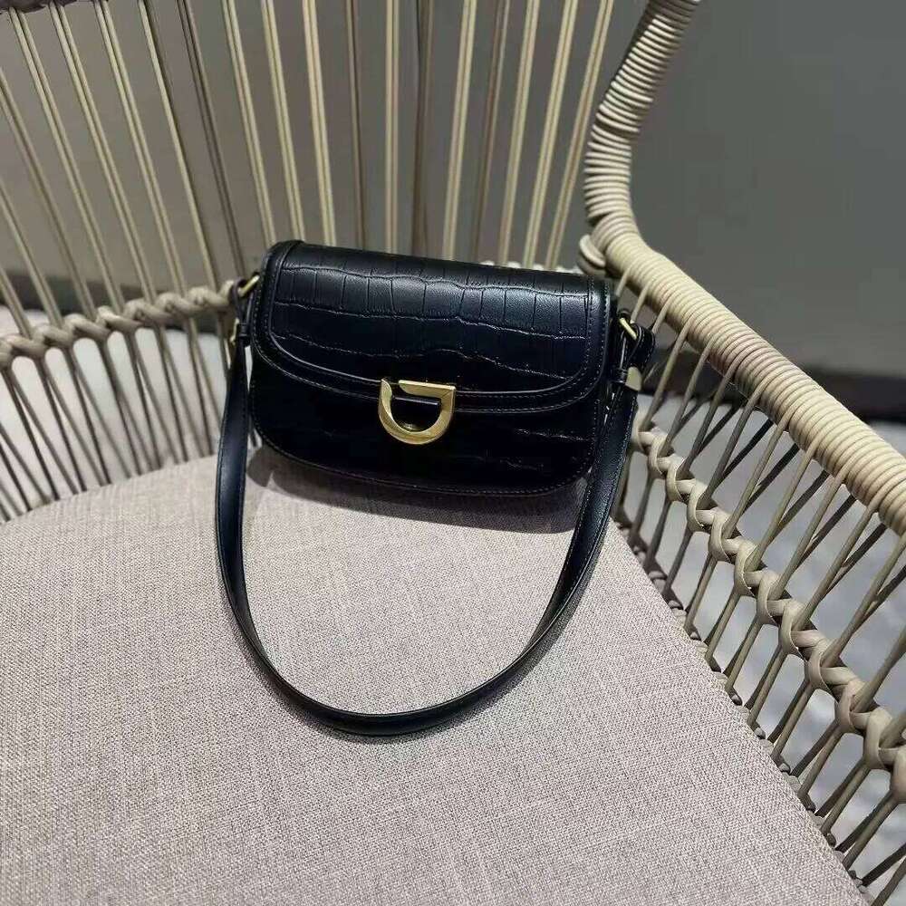 Underarm New Women High Quality Single Shoulder Crossbody Fashion Versatile Commuting Bag For Girls