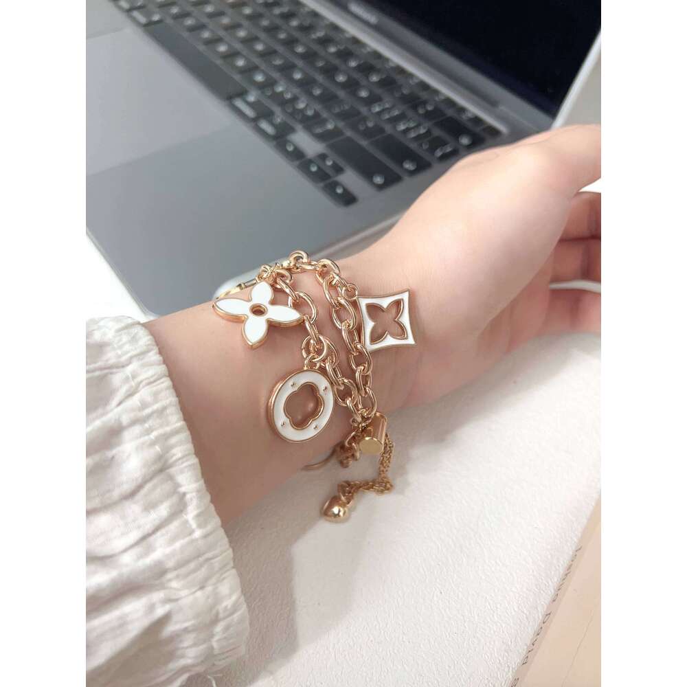 Nice Bracelet Link Strap Apple Watch Band For Women 38mm 40mm 41mm 42mm 44mm 45mm 46mm 49mm