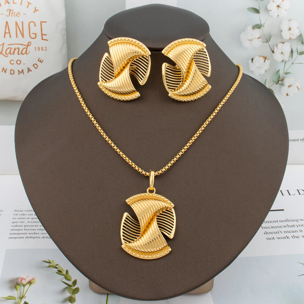 Fashion Gold Plated Jewelry Set for Women Spiral Clip Earrings Necklace with Bracelet Ring Dubai Engagement Bridal Accessories 250818