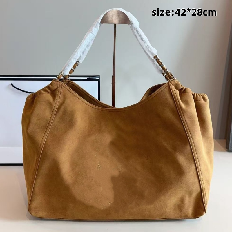 Ladies' autumn and winter designer style shopping bag fashionable light luxury single shoulder underarm large capacity handbag