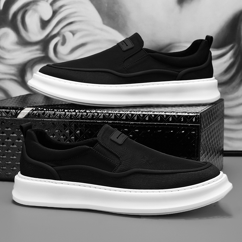 2025 New Spring/Summer Men's Canvas Casual Shoes Multi functional Breathable Slip on Thin Walking Shoes Designer Shoes Sports Shoes