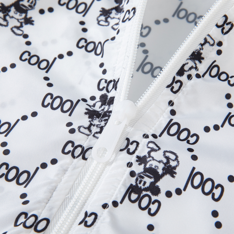 Lightweight and breathable sun-proof jacket for boys and girls comfortable designer clothing with a hood for babies soft and skin-friendly fabric.