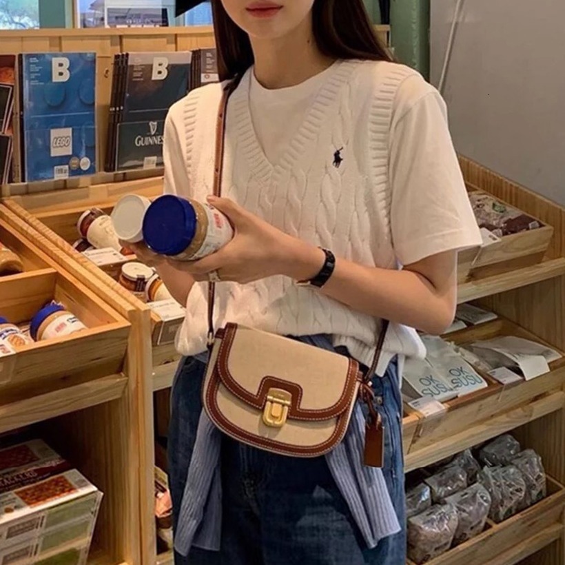 Free shipping designer 2025 Autumn New Korean INS Niche Color-Block Single Shoulder Bag Crossbody Saddle Bag Vintage Versatile Underarm Bag Small Bag 