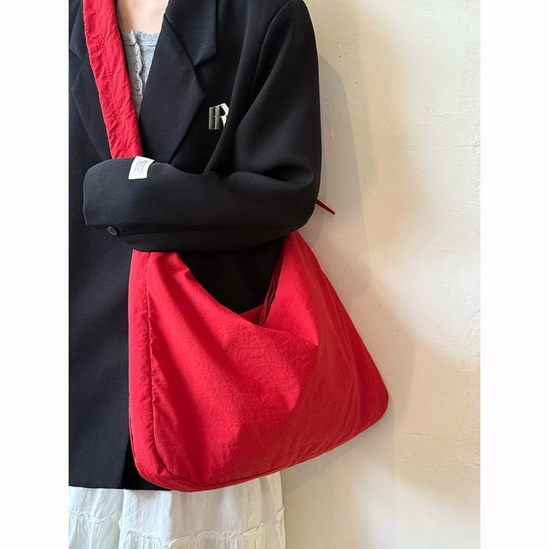 2025 Autumn Korean Fold Drawstring Cloud Bag New Large Capacity Lazy Crossbody Bag Commuting Canvas Bag Women's Crossbody Bag Women's Should