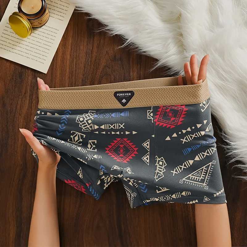 Sports Shorts Men Graffiti Boxers and Underpants Fashion Mens Boxer Briefs Cotton Man Boxer Mens Underwear Set Hot W250819