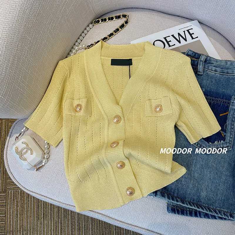 2025 New Thin V-neck Knitted Short Sweater Cardigan with Gold Button Ice Silk for Womens Summer Hollow Slim Fit Top XJ250819