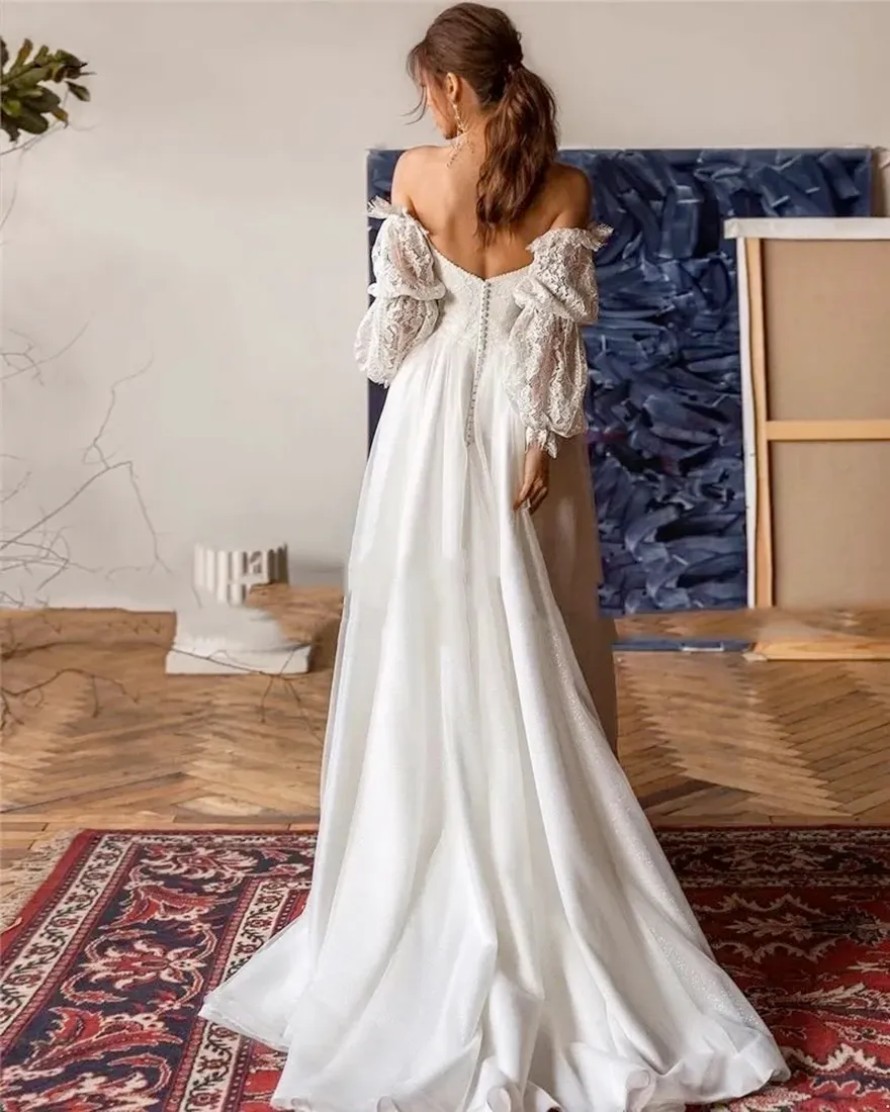 Modern Boho Off Shoulder Long Sleeve Wedding Dresses Appliqued Lace Summer Bohemian Beach Garden Sweetheart A Line Bridal Gowns With Button Covered Ba
