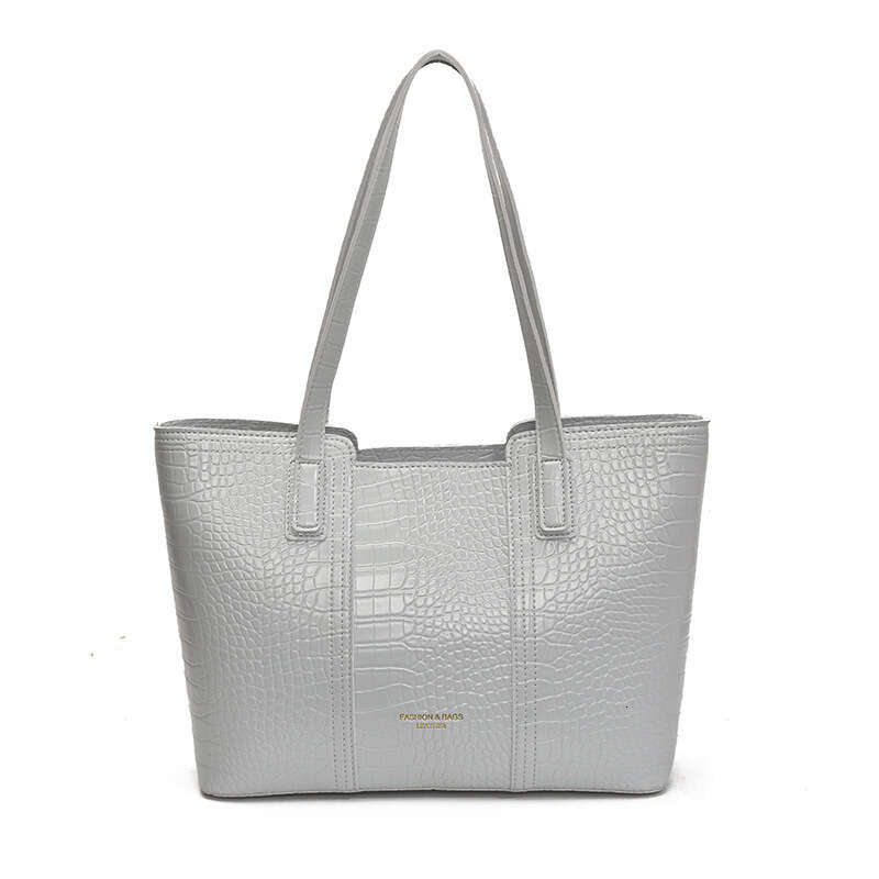 High-end Soft Leather Large Capacity Tote for Women 2025 Summer Trendy Designer Bags Versatile Crocodile Pattern Commuting Shoulder Bag