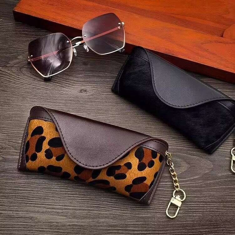 New Anti-Pressure Leopard PU Leather Men Women Portable Storage Bag Myopia Glasses Case Sunglasses