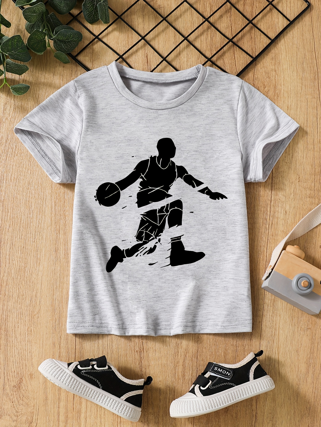 T-shirts Boy's Three-Piece Short-Sleeve Set Featuring Basketball Player Print & Breathable Quick-Dry Material