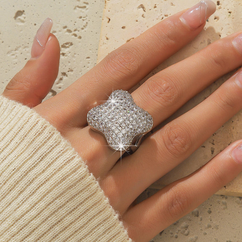 2025 Choucong Ins Top Sell Sparkling Luxury Jewelry 18K White Gold Fill Pave Micro 5A Cubic Zircon CZ Diamond Party Eternity Women Wedding Flower Ring