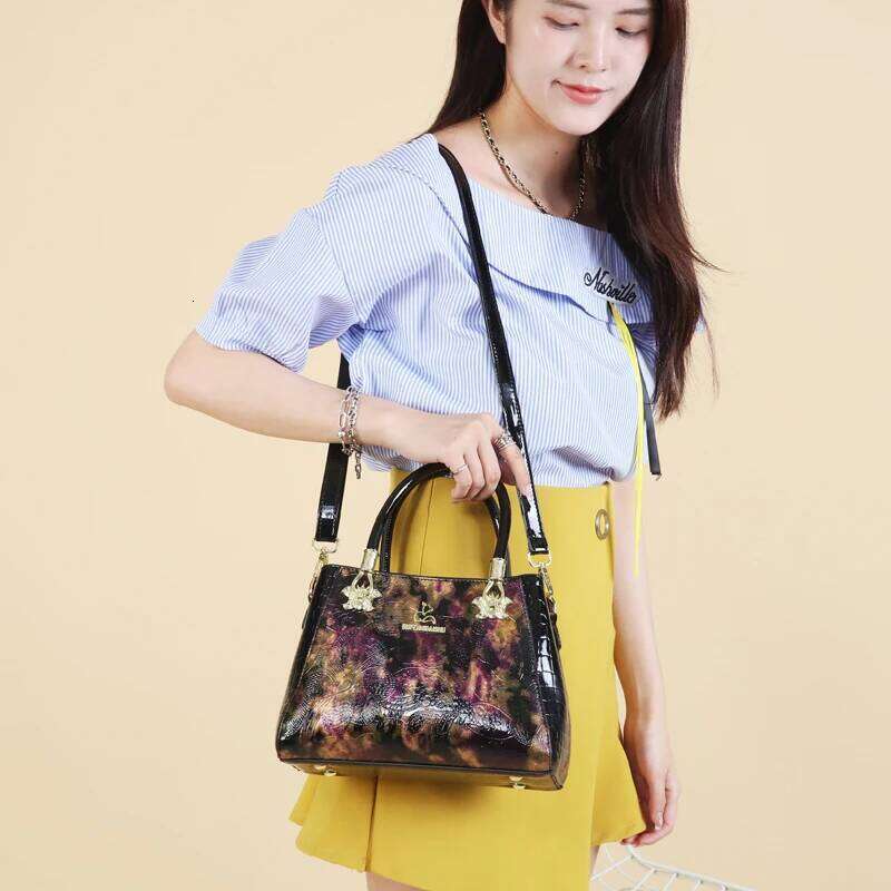 Foreign Style High Grade Bright Face Printed Women S Handbag Texture Temperament Fashion All Shoulder Crossbody Bag