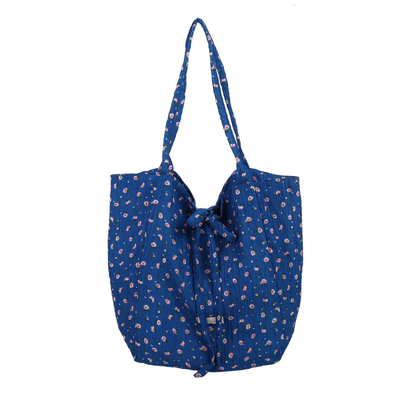 2025 Autumn Sweet Flower Canvas Bag Sweet Student Shoulder Bag Blue Atmosphere Beach Vacation Bag Women's Crossbody Bag Designer Bag Women's