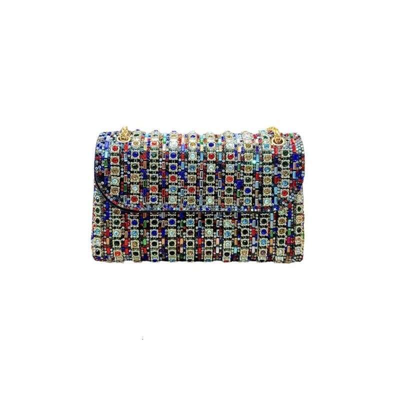 New Celebrity Chain Handheld Fashionable Pai Team One Shoulder Crossbody Small with Dia Embedding Banquet Bag