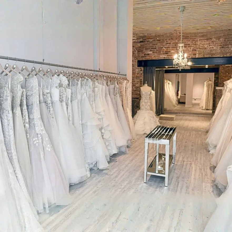 White Wedding Dresses Ivory Bridal Gowns Formal A Line Applique Custom Zipper Lace Up Plus Size New Floor-Length Long Sleeve Illusion High Neck Organz