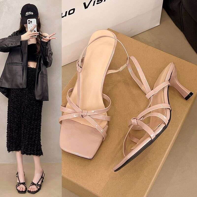 Internet Shoe Celebrity Elegant Thin Strap Socialite Designer Shoes Stiletto Open-Toe Heels 2025 Fairy Style Summer French Cross High Heel Sandals