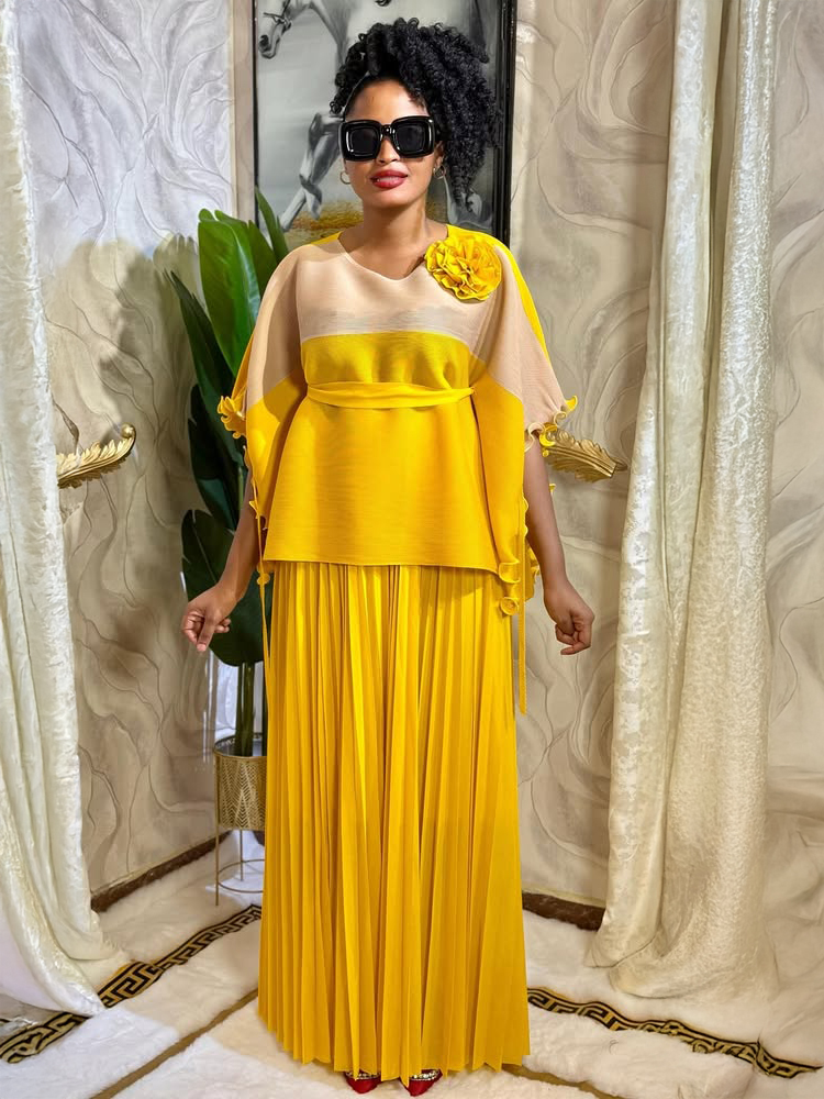 Pleated skirt top set Fashionable Dual Pack of Pleated & Multi-Colored Overall Outfits Two pairs of pleated and color-blocked overalls 25306