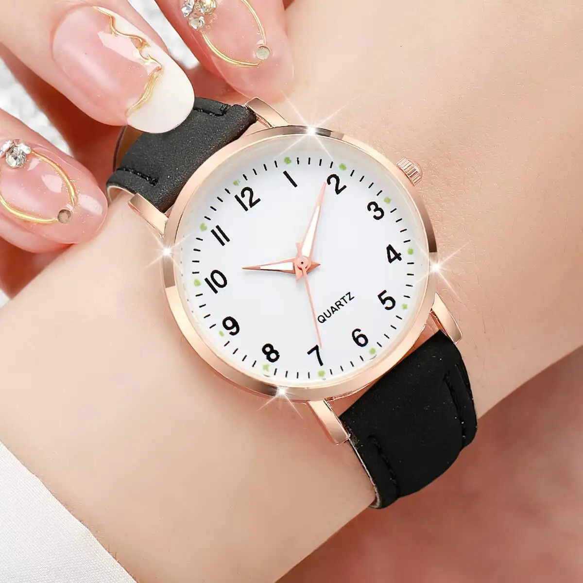 1/3/4/5PCS Fashion Arabic Dial Women Quartz Watch Casual Leather Strap Wristwatch for Girls Clock GiftWithout Box 250819