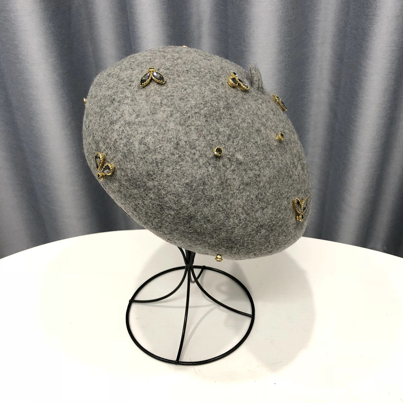 VISROVER winter wool beret with crystal bee female wool cap winter autumn spring hat solid color top quality Women Boina 250819