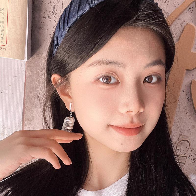 Artistic National Theme Semi-Sphere Lantern Ear Cuff Jewelry for Fashion Forward Individuals