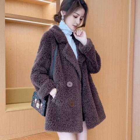 Thickened Lamb Velvet Jacket Women's Mid-Length Hot Sale Of The Season Winter New Loose Slim Fur Integrated Particle Velvet Coat
