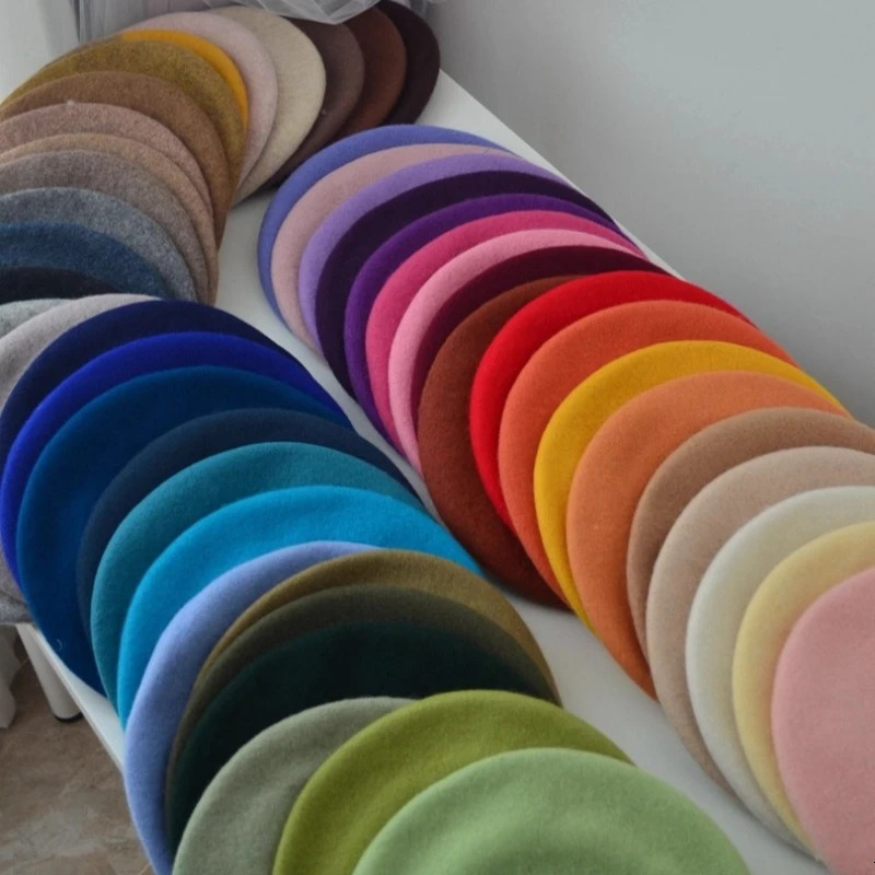 Korean Fashion Woolen Beret Hat Soft Thick Knit Cap Sweet Warm Artist Berets for Daily Wear Adjustable Beanie Cap Headwear Decor 250819