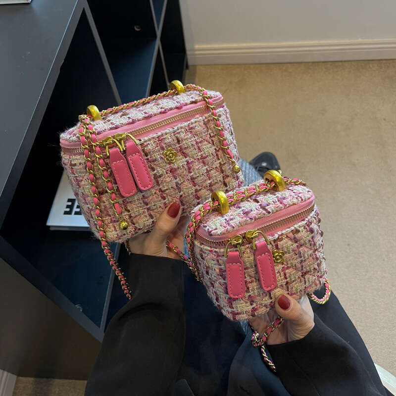 Designer Women New Korean Version Light Luxury Small Chanel Style Crossbody 2025 Early Bags Spring Woolen Chain Commuter Shoulder Box Bag