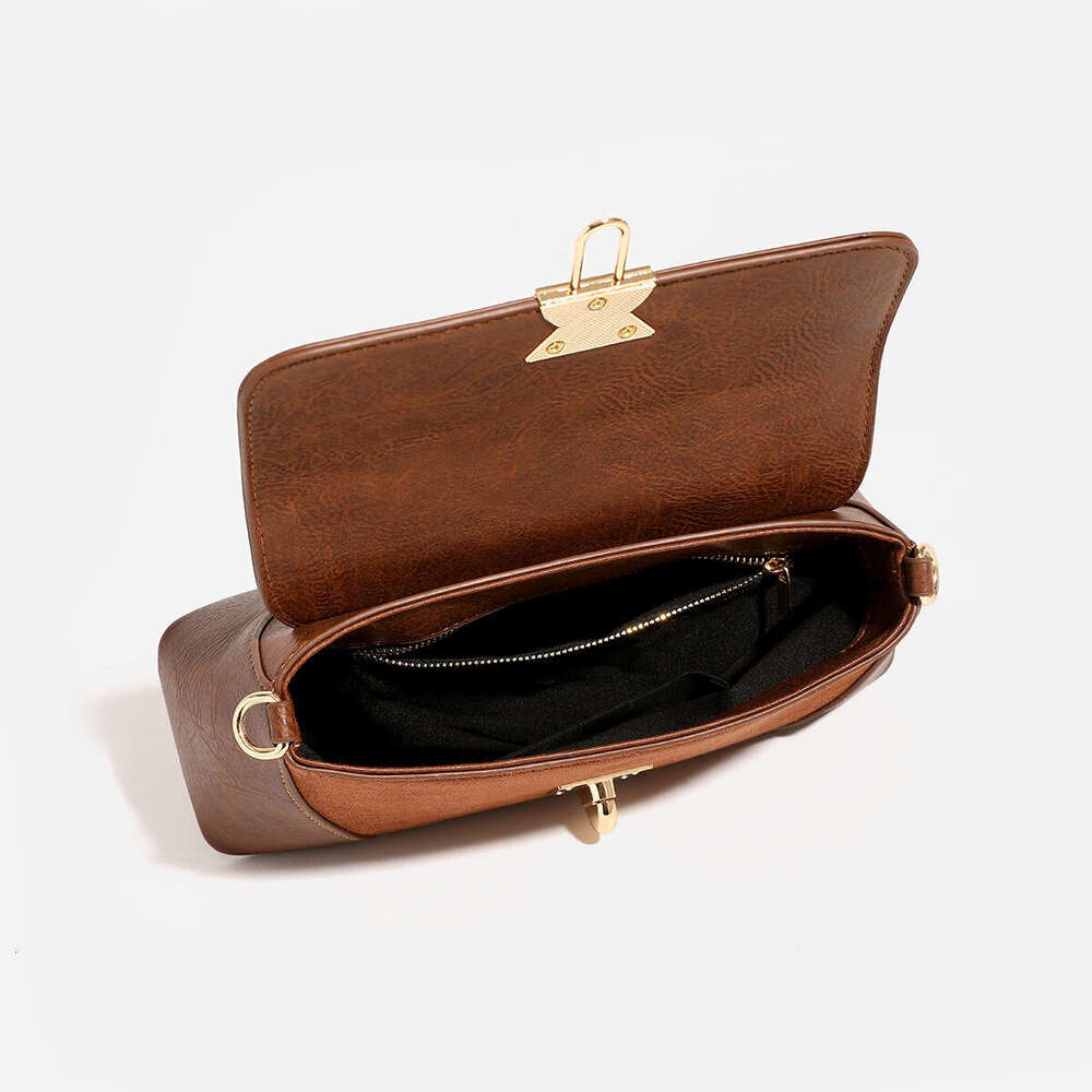 French Style Color-Block Underarm for Women 2025 New High-End Commuter Baguette Shoulder Bag