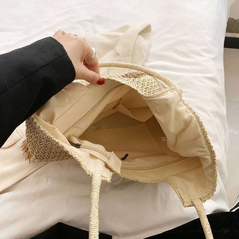 Summer Hand-Woven Straw Bag with Tassels Large Capacity Casual Tote Perfect for Beach Days and Holidays