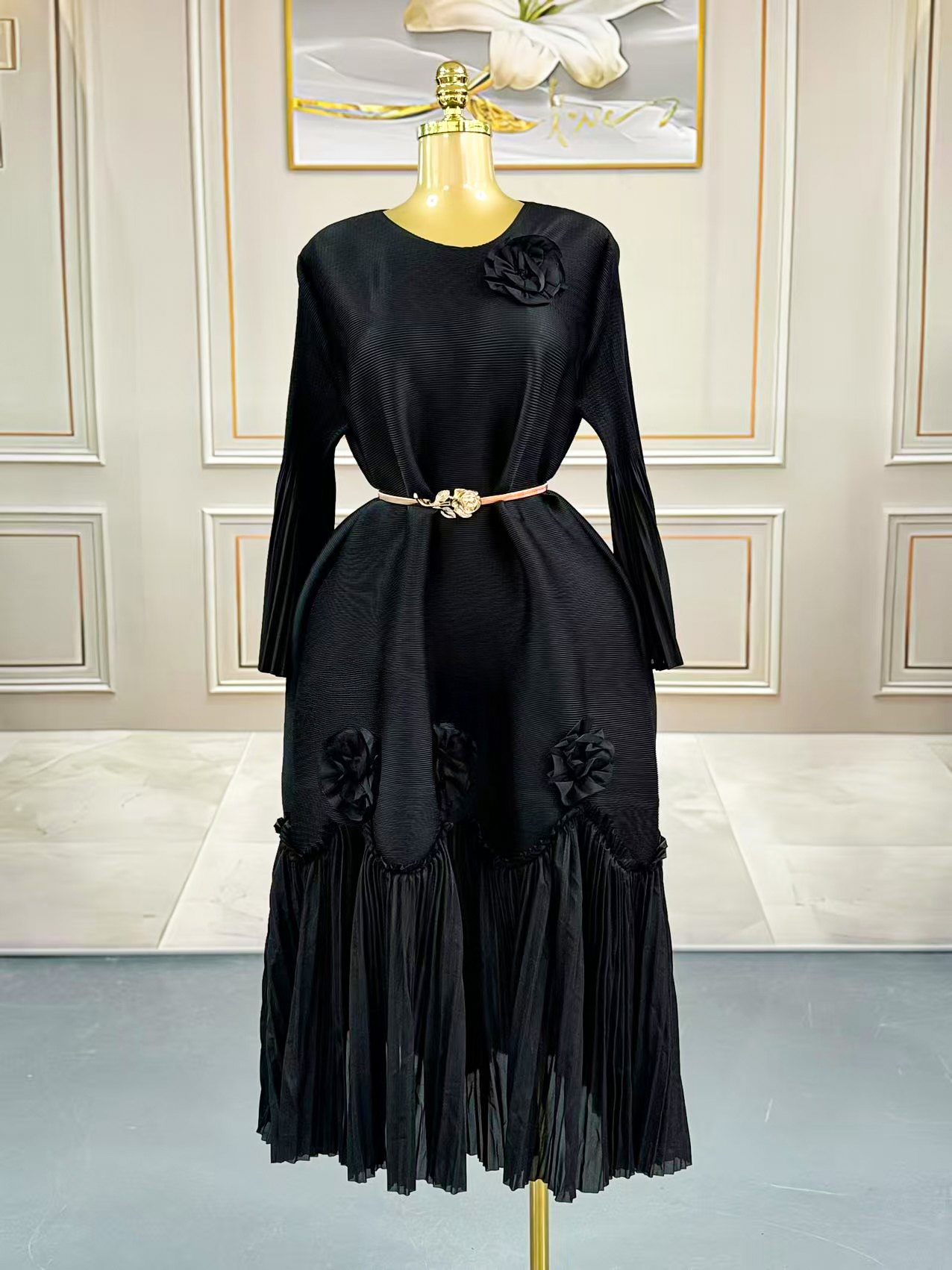 Women's Dresses Chic Floral Patterned Long Sleeve Gown with Decorative Fringe Accents 25311