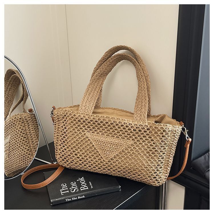 Large Capacity Hollow 2025 New Casual Commuting High-end Straw Single Shoulder Crossbody Travel Woven Bag Beach 7e4