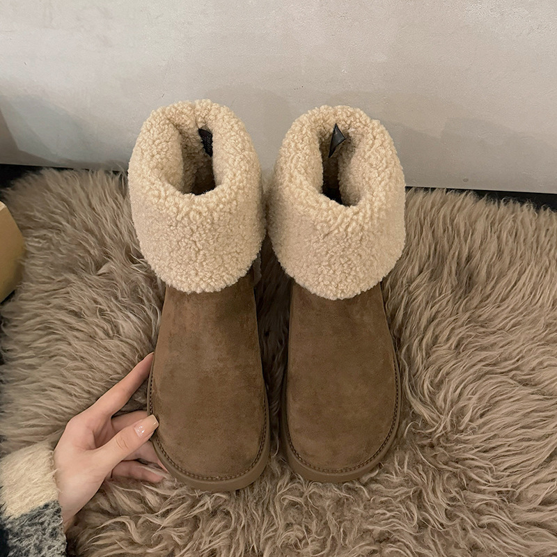 new Free delivery designer woman cotton boots Comfortable and stylish snow boots with plush outdoor warm cotton boots
