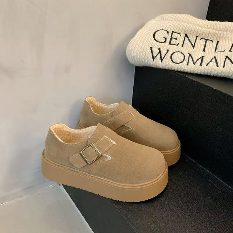 new Free delivery designer woman cotton boots Cotton shoes with added fleece for warmth and anti slip worn externally