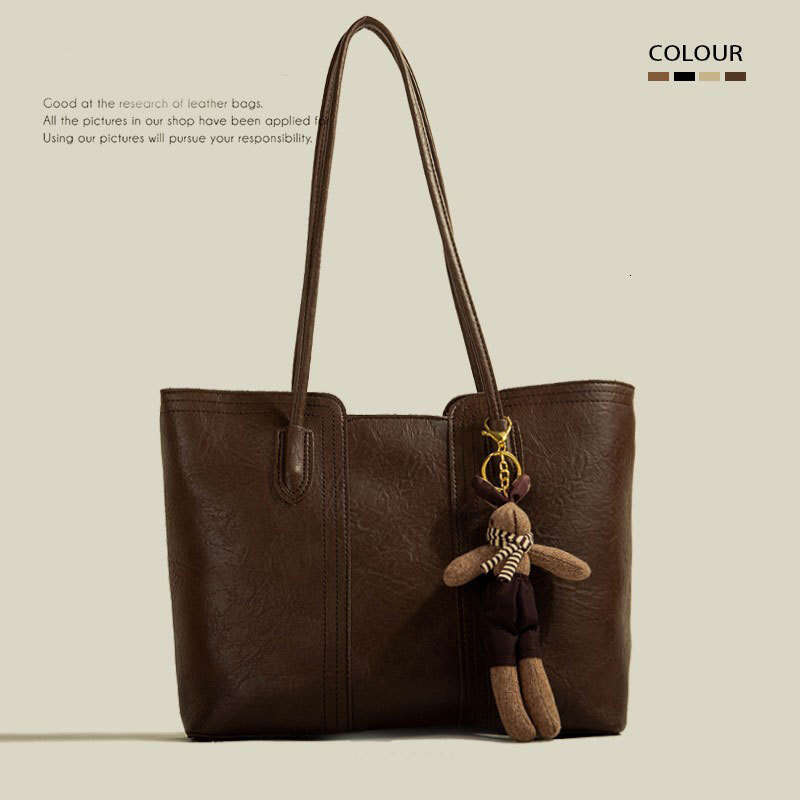 High-Quality Texture Spring Summer Large Designer Bags Capacity Shoulder 2025 New Trend Soft Leather Versatile Commuter Tote Bag