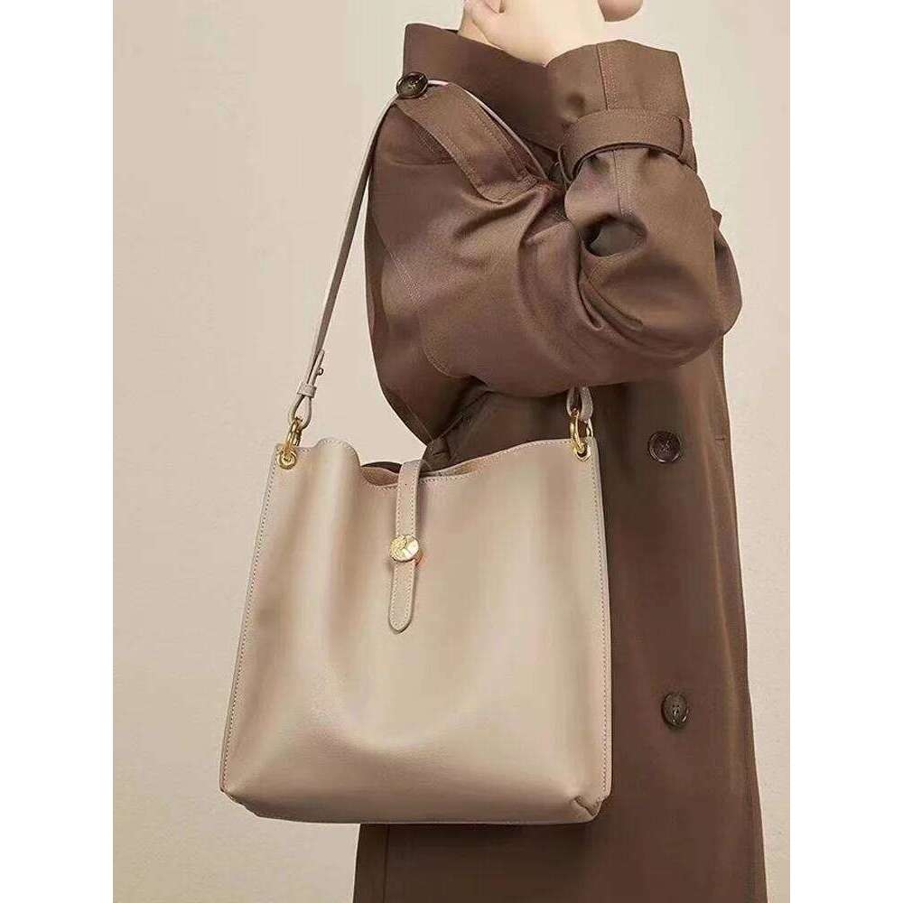 Simple Vintage Cowhide Leather Composite Bags for Women Casual Large Capacity Female Solid Bucket Handbag Totes bag