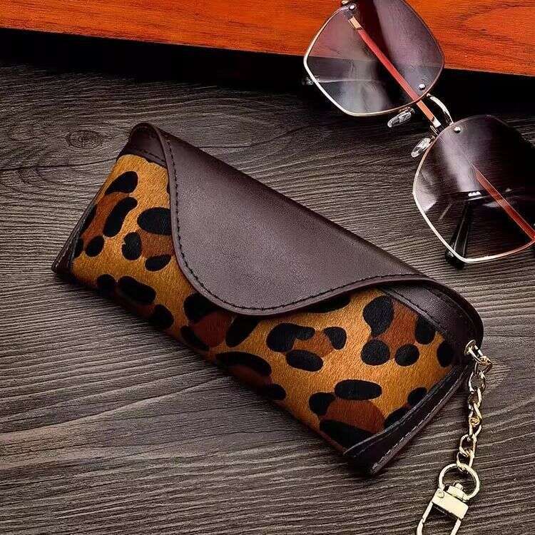 New Anti-Pressure Leopard PU Leather Men Women Portable Storage Bag Myopia Glasses Case Sunglasses