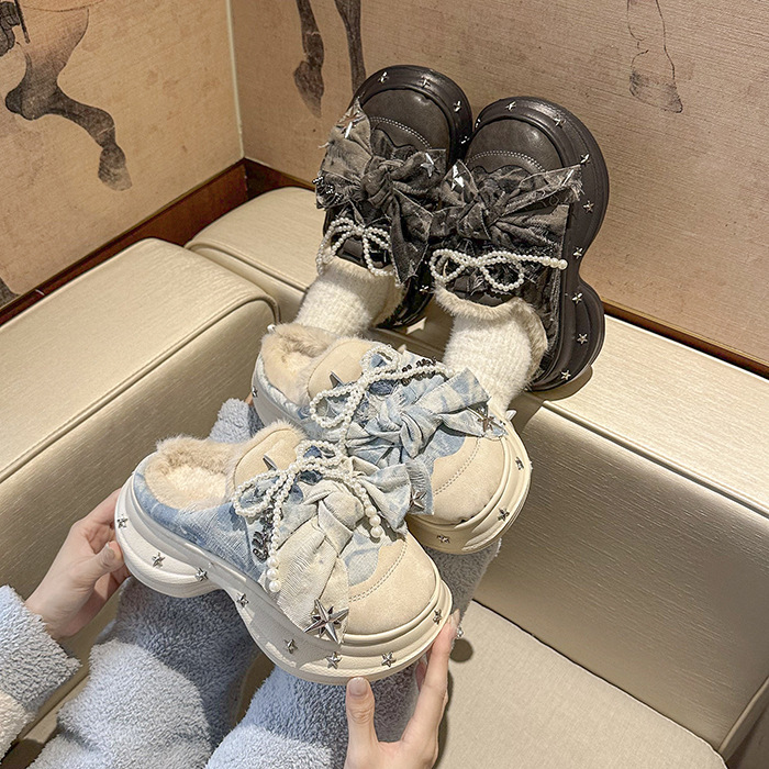 hot Free delivery designer woman cotton boots Short snow boots with plush lightweight and non slip outdoor cotton boots