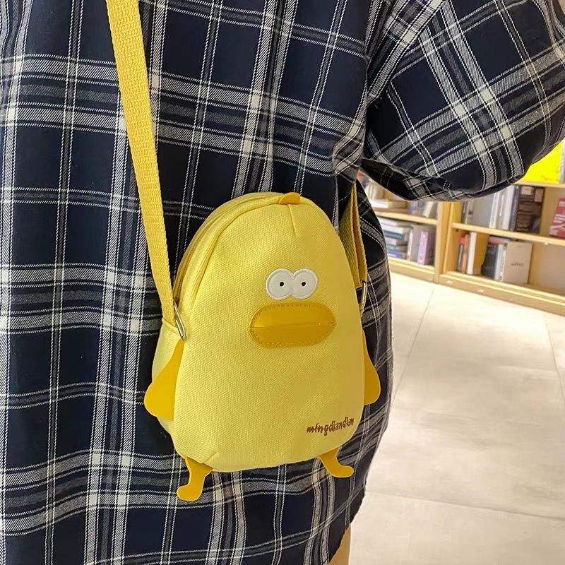 2025 Autumn and Summer Cute Crossbody Bag Fresh Mini Student Soft Girl Cartoon Chicken Bag Japanese Pendant Small Square Bag Women's Crossbody Ba