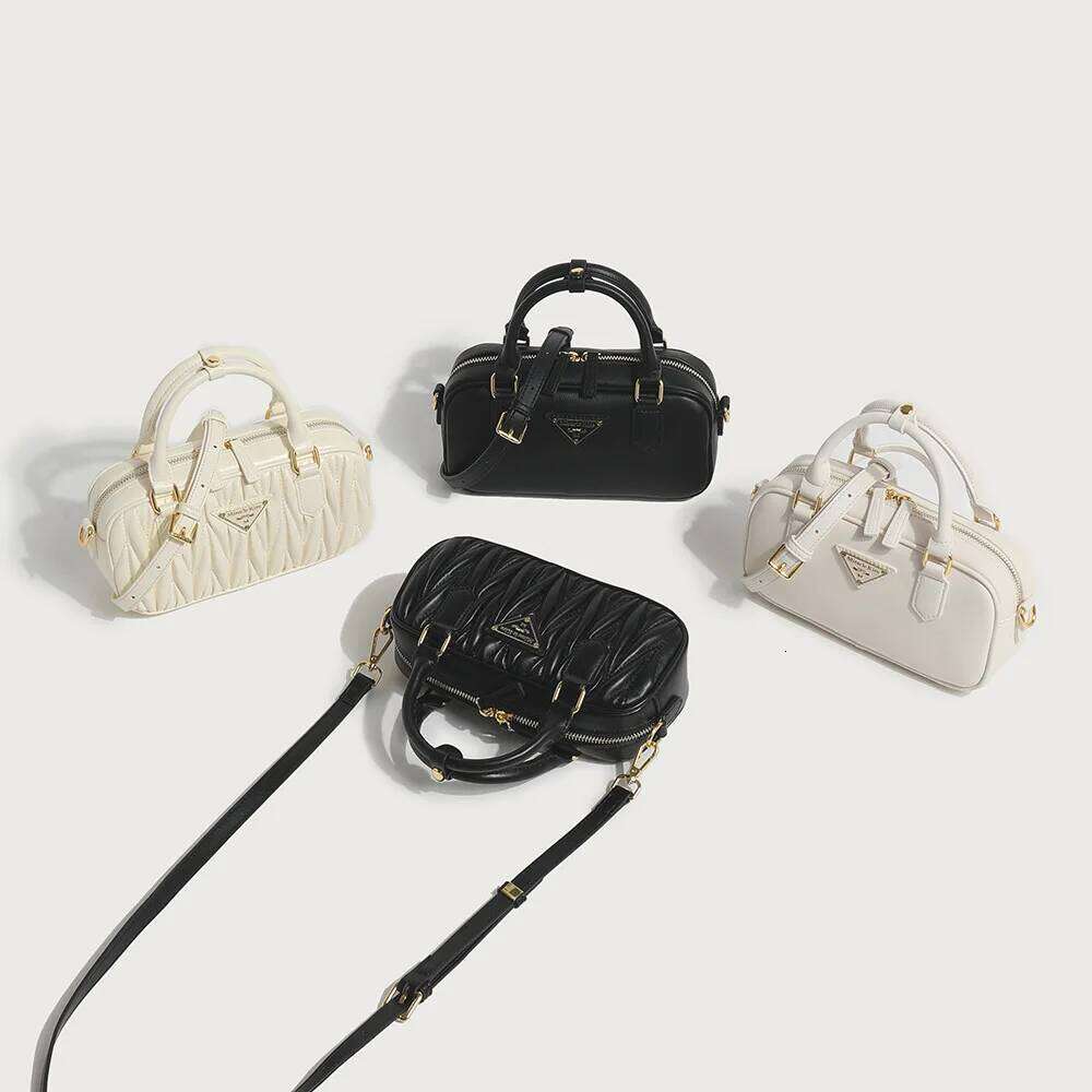 Designer bag Luxury bag Fashionable Tote For Women Brand Famous Designer Elegant Classic Crossbody Bag With Pockets