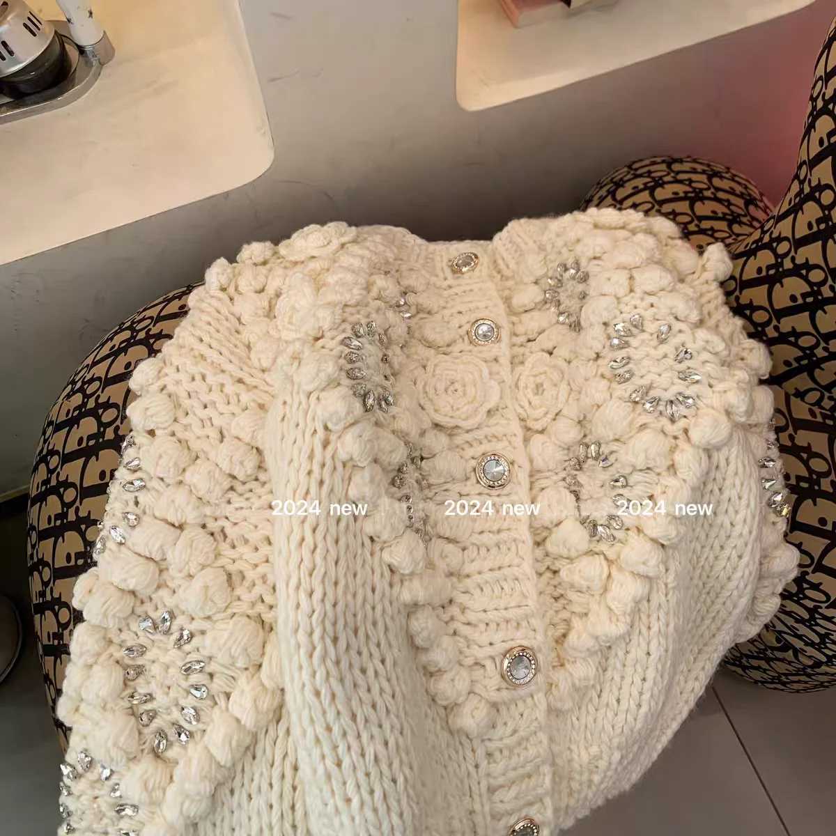 Handmade Bubble Embellished Handmade Cardigan 2024 Winter Women Chunky Sweater Knitwear XJ250819