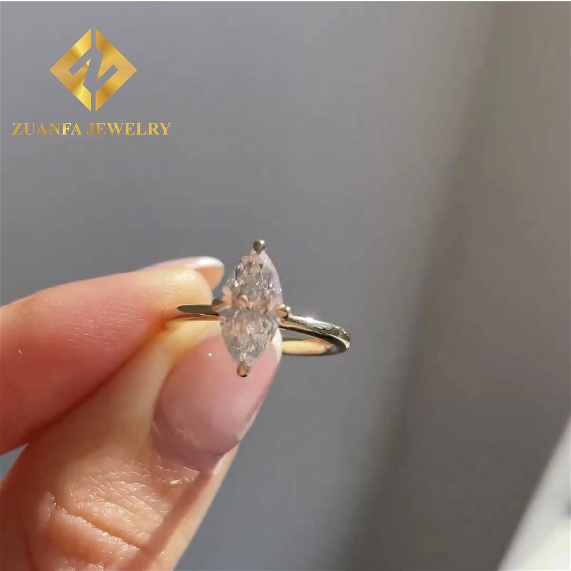 Customized 18k Solid Gold Luxury Gorgeous Bridal Wedding Jewelry 1Ct Marquise Lab Grown Diamond Engagement Wedding Ring