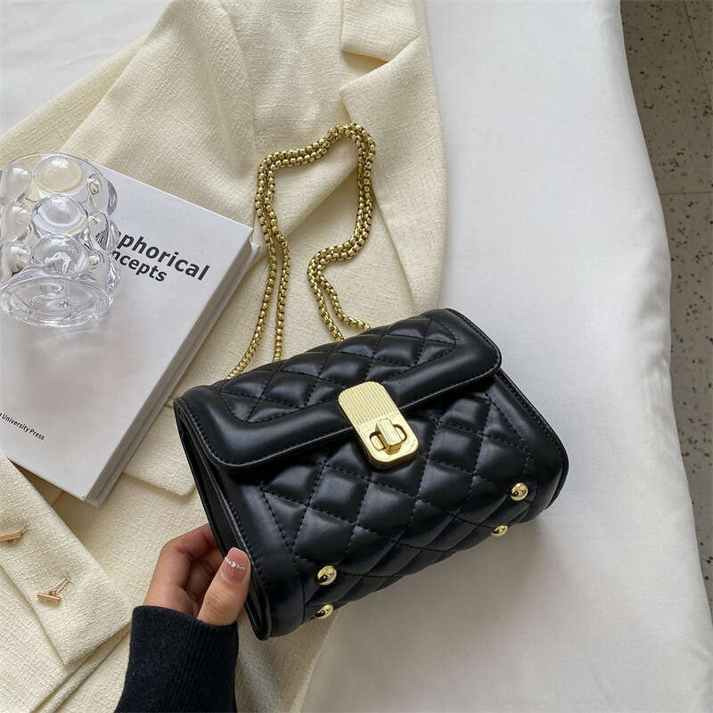 Quilted Bags Embroidery for Women 2025 New Versatile Chain Crossbody Designer Trendy Textured Fashion Single Shoulder Small Square Bag