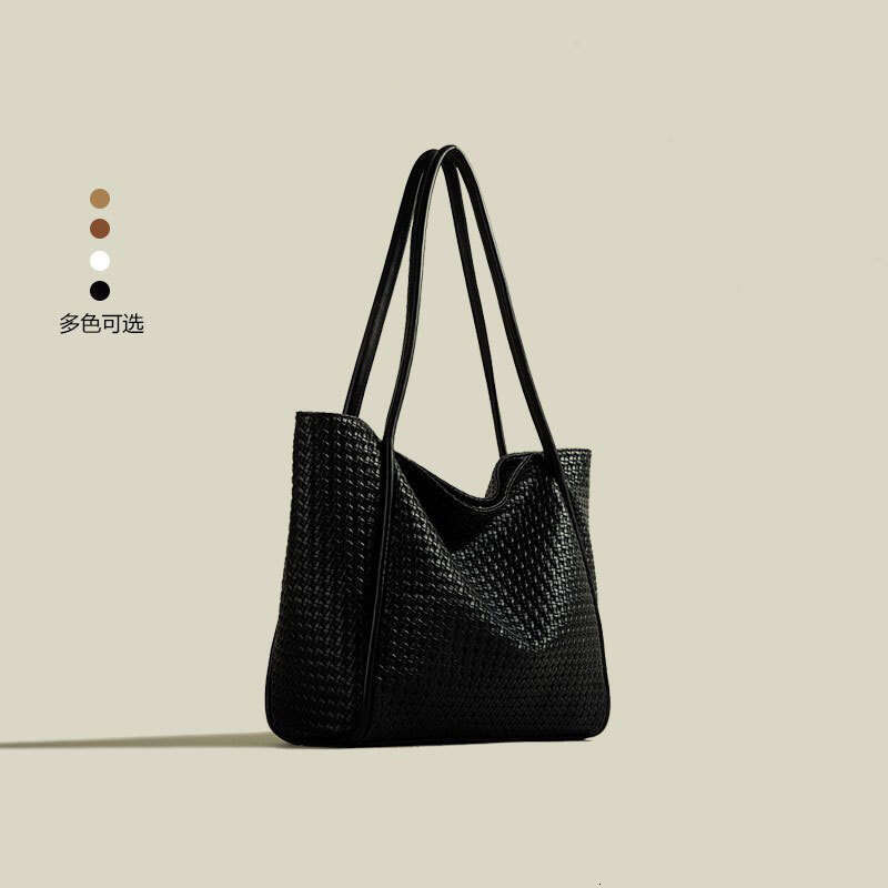 2025 Spring and Summer New Large Capacity Women's Fashion Simple Shoulder Texture Class Commuting Tote Bag