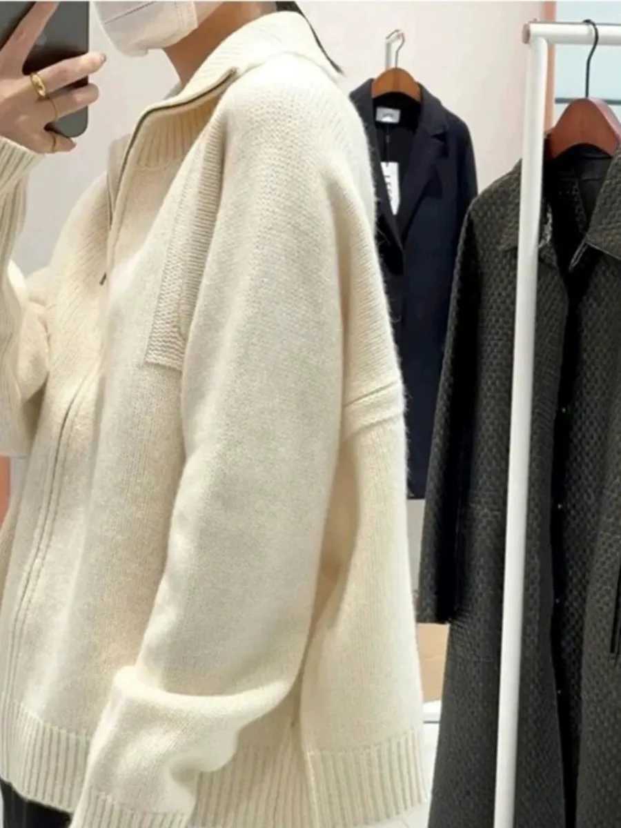 2023 Autumn/Winter Cashmere Womens Turtleneck Cardigan Heavy Zipper 100% Pure Wool Knitted Thick Sweater Loose Coat Base XJ250819