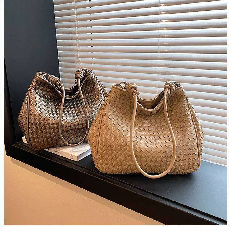 Trendy Woven Commuter Bag Women S Large Capacity Shoulder Underarm Tote With Premium Texture Stylish Functional