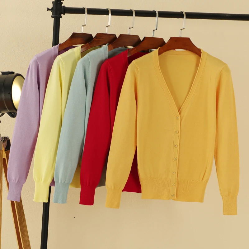 Black Cropped Cardigan Female Clothing Jersey Blouses Womens Coat Spring Long Sleeve Top Korean Fashion Knitted Sweater 250819