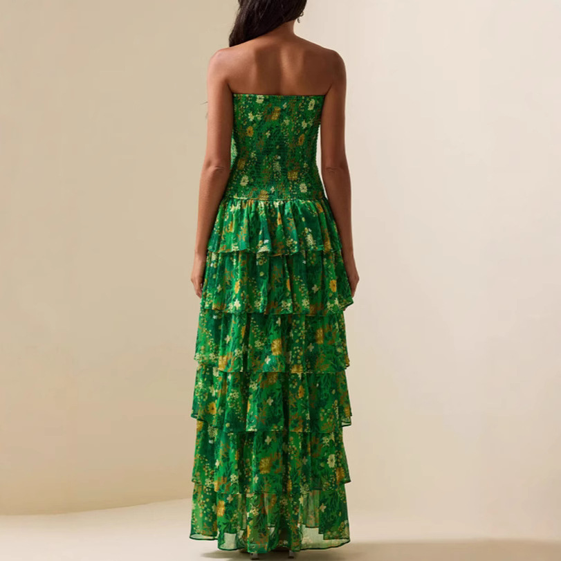 Wearing a strapless long dress and a lotus leaf skirt for spring, a new French style high-end chiffon dress