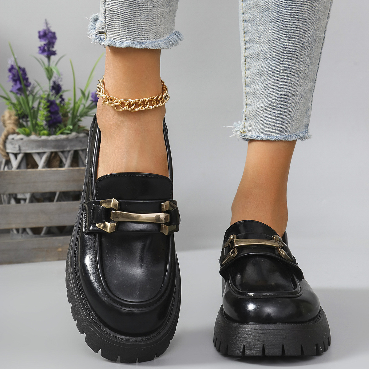 Large Size Thick-Soled Black Leather for Women 2025 Spring and Autumn New Slip-On Work Shoes with Metal Buckle Loafers ddmymoon