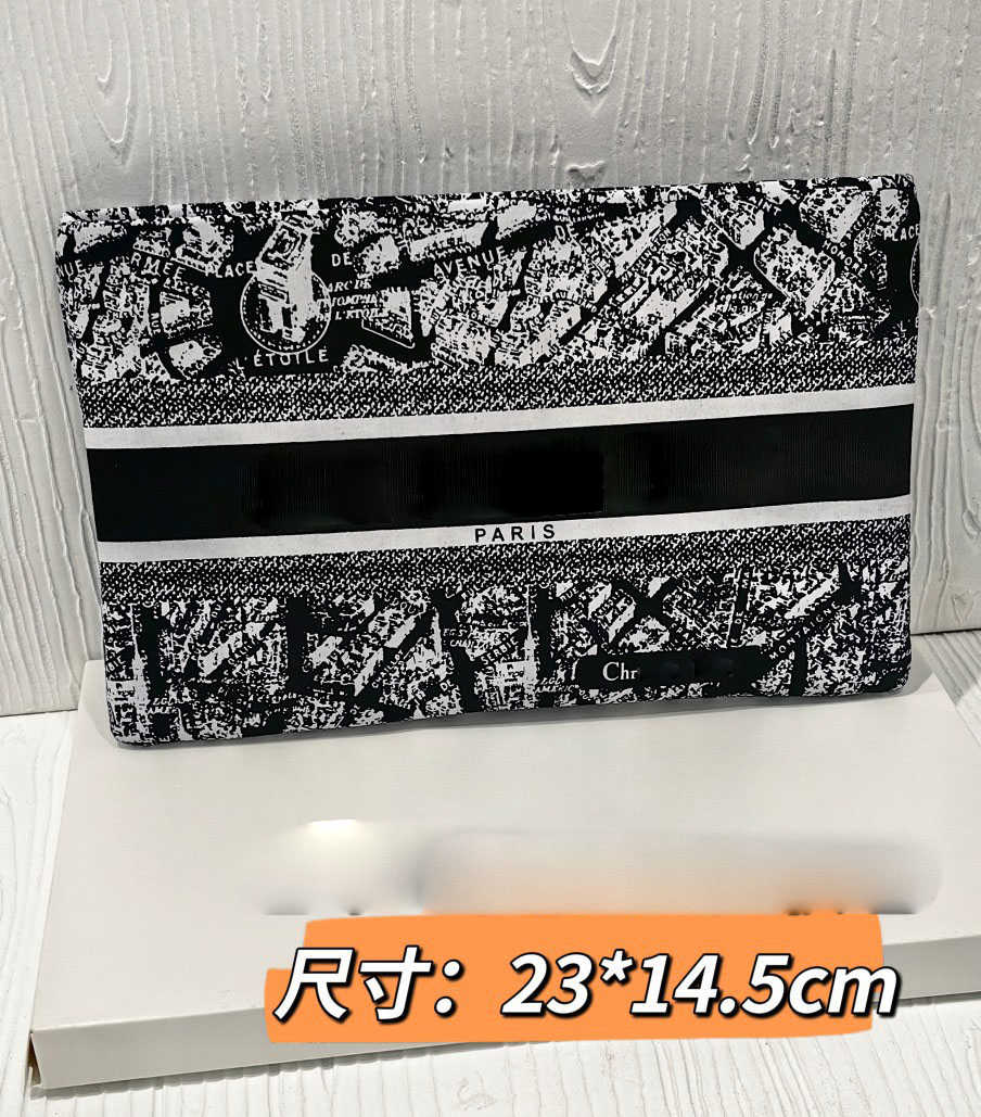 2025 Paris map printed letters makeup bag dinner party clutch handbag organizer phone bag fashionable cosmetics bag