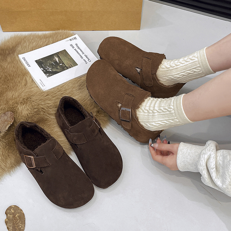 hot Free delivery designer woman cotton boots Fashionable cotton shoes with flat heels and soft soles comfortable and plush shoes